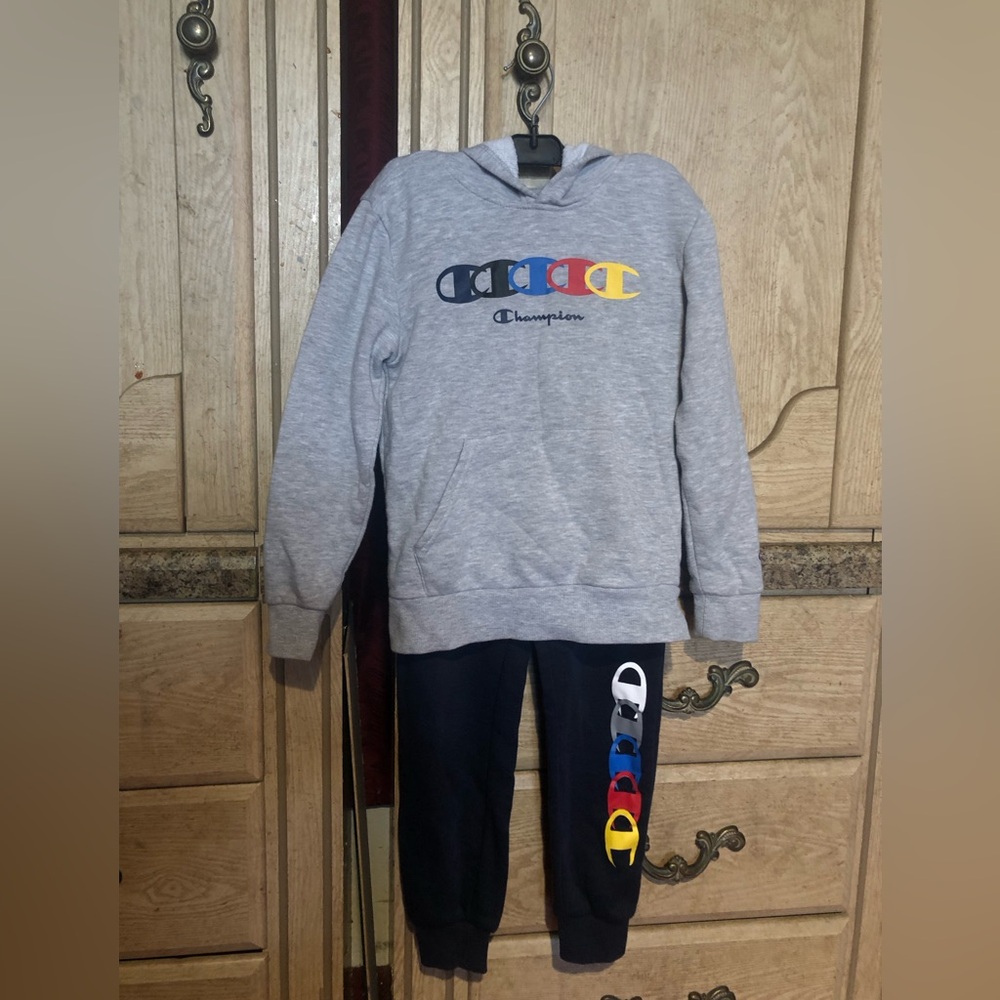 Champion set